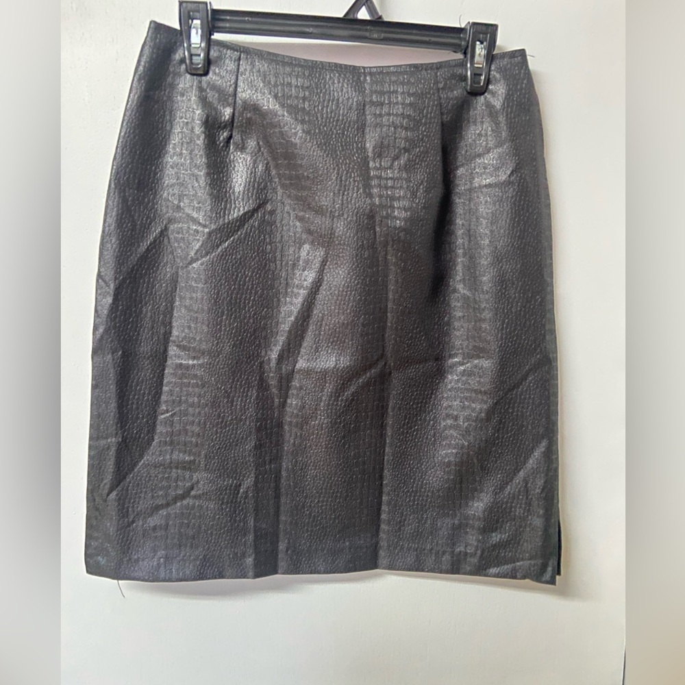 Vintage black Jessica skirt with snakeskin pattern